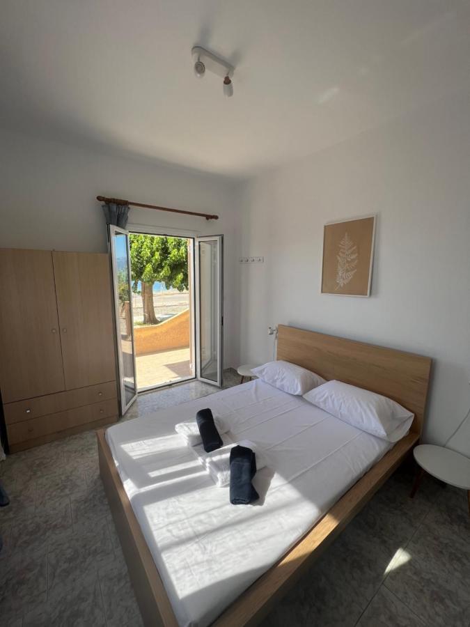 Pebble Apartments Marathiás Eksteriør billede